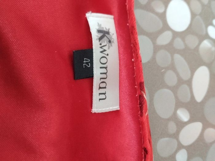 Robe Kiabi rouge taille 42 tbe - photo numéro 3