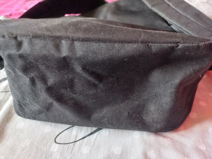 Sac à dos noir et rose - photo numéro 4