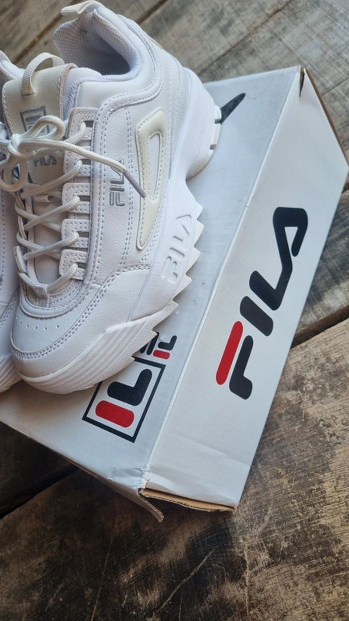 Chaussures fila T.37 - photo numéro 2