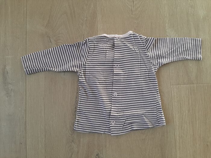 Tee-shirt manches longues bébé fille 3 mois - photo numéro 2