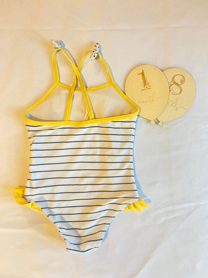 Maillot de bain fille - 18 mois - photo numéro 2