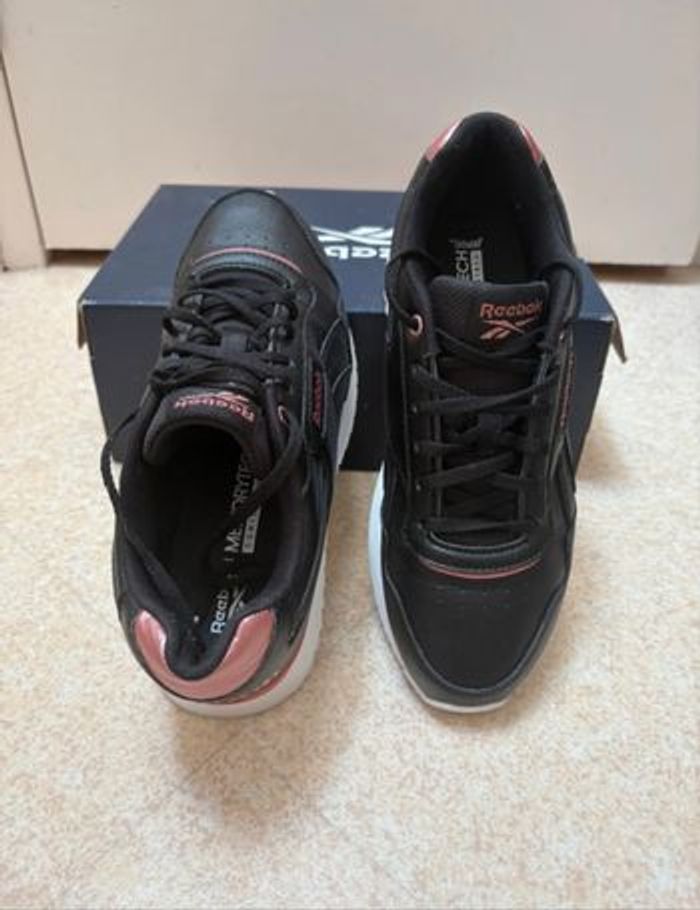 Chaussures REEBOK femme