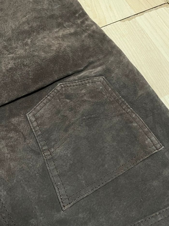 Pantalon en cuir - photo numéro 10