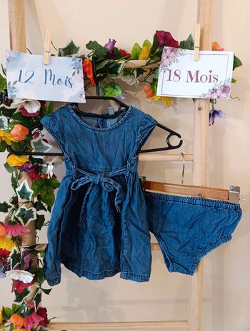 Robe 12/18mois avec bloomer