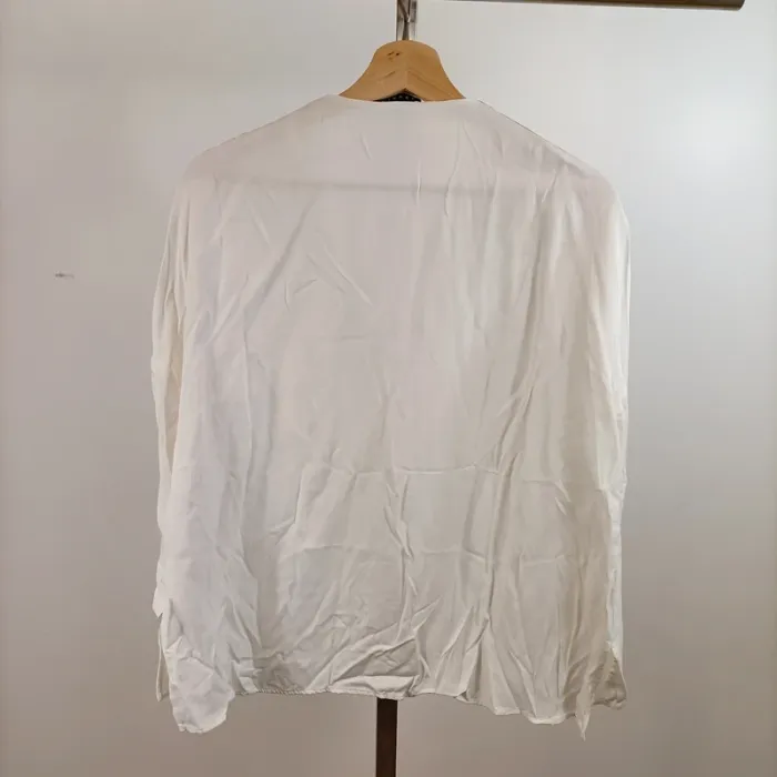 Chemise Sandro blanche détails épaules rayées vert doré viscose T.42 A1517 - photo numéro 2