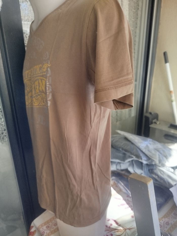 #kytieLhomme. Tee-shirt manches courtes taille L - photo numéro 2