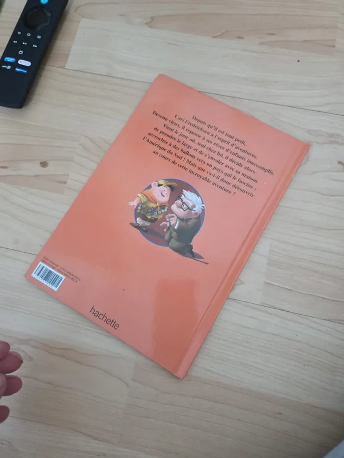 Livre disney la-haut - photo numéro 2