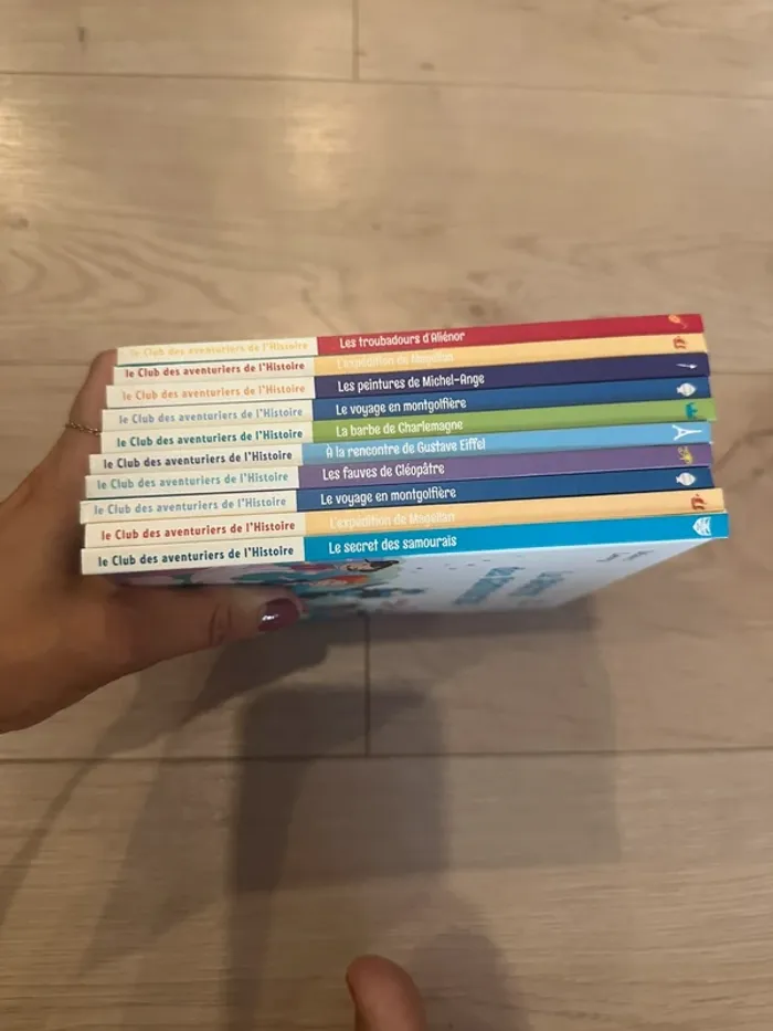 Lot de 10 livres Collection Le club des aventuriers de l'Histoire - photo numéro 2