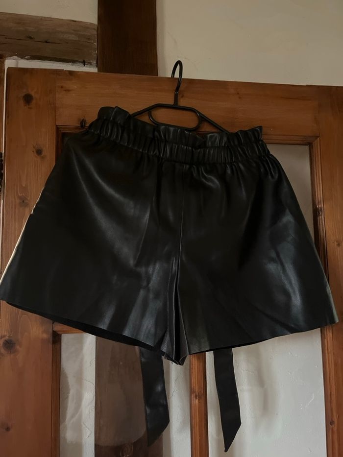 Short - photo numéro 2