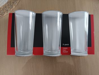 Lot de 3 verres neuf