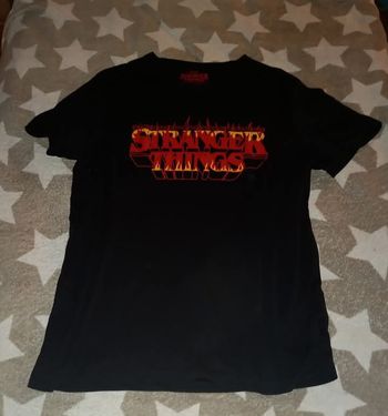 Tee shirt Stranger Things en L