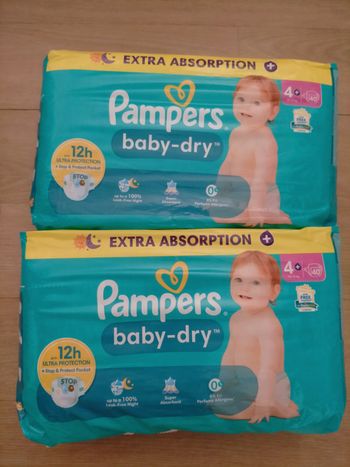 Lot couches Pampers baby dry taille 4+