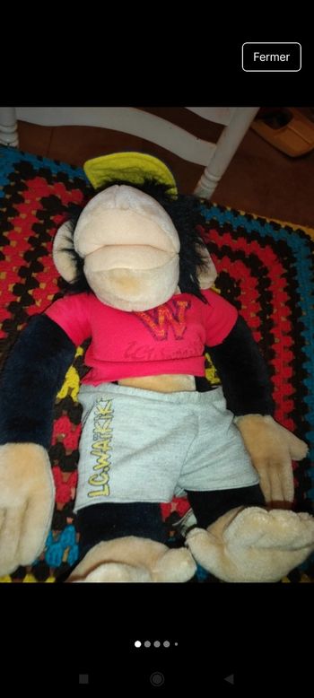 Très belle peluche waikiki j1