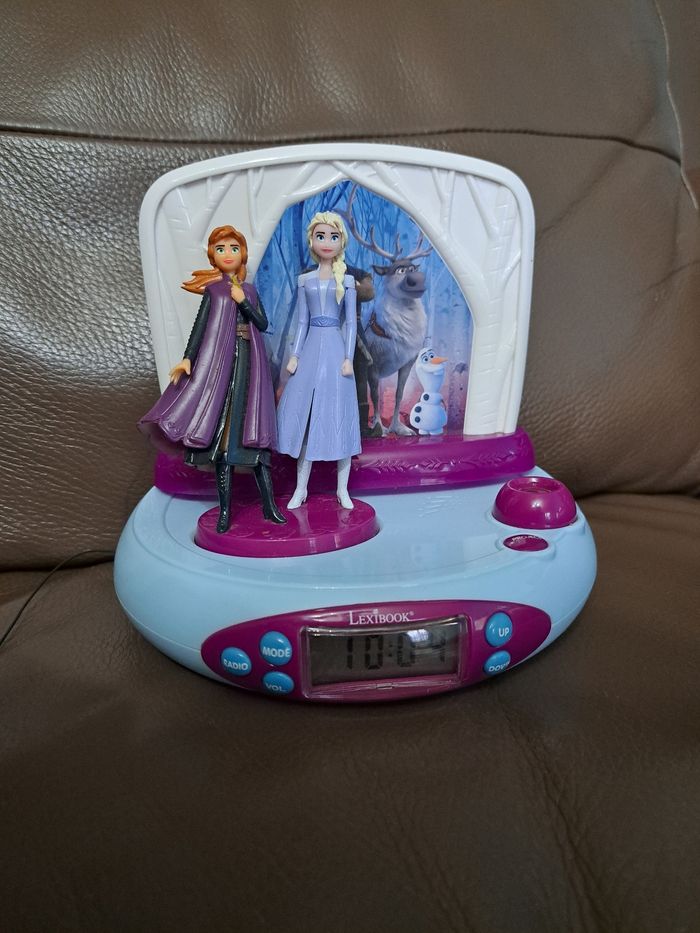 Radio reveil la reine des neiges