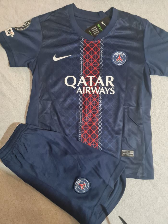 Ensemble football  PSG - Dembele - 10 ans - photo numéro 2