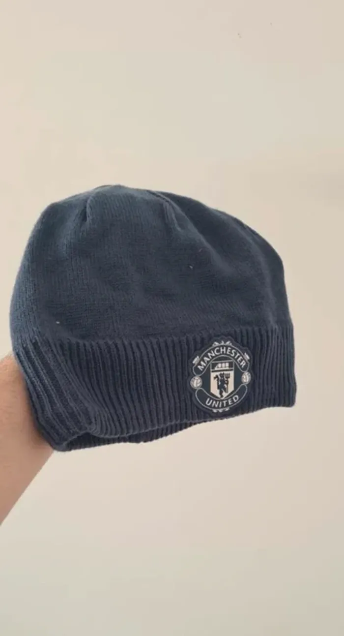 Bonnet Manchester