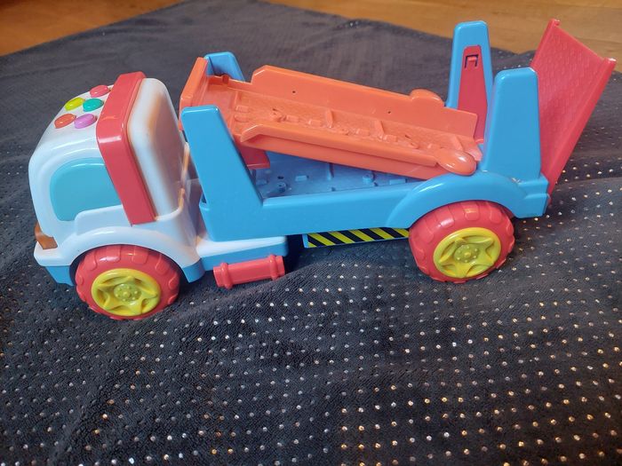 Camion musical et sa remorque - photo numéro 4