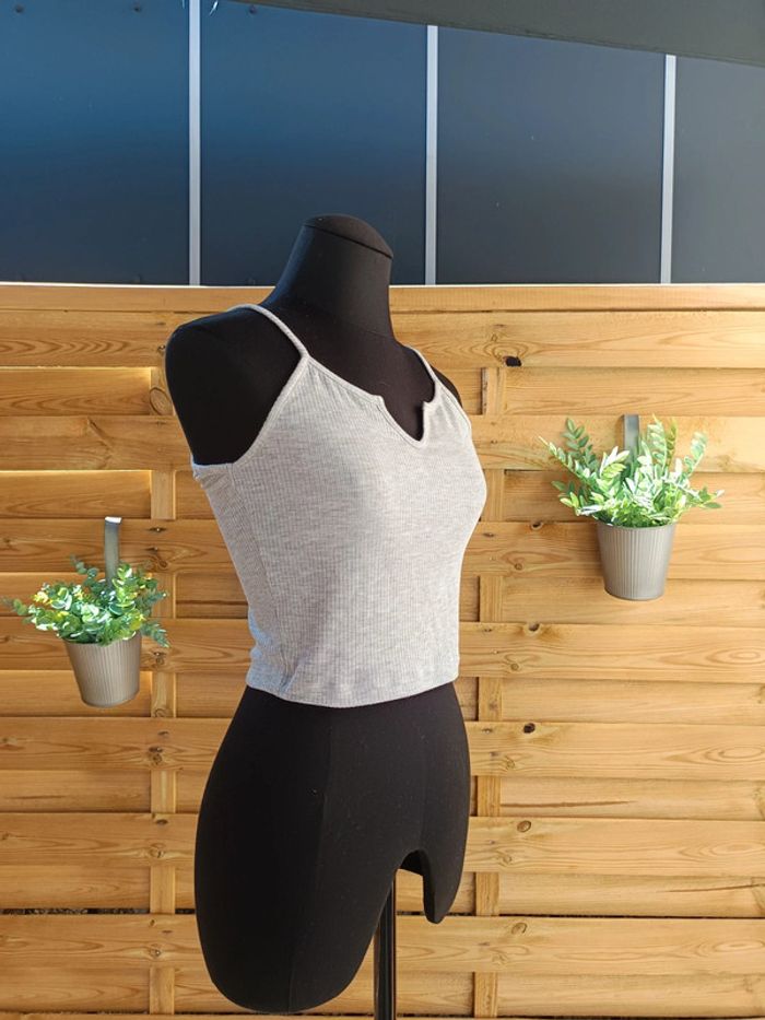 Crop top taille S neuf - photo numéro 3