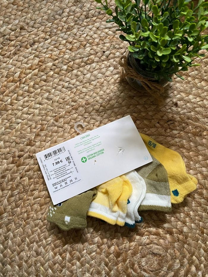 Lot paires de chaussettes taille  15/18 - photo numéro 2