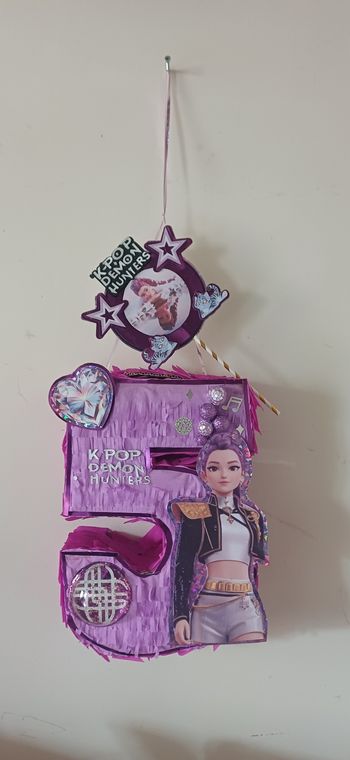 Pinatas K-pop 5ans et topper 