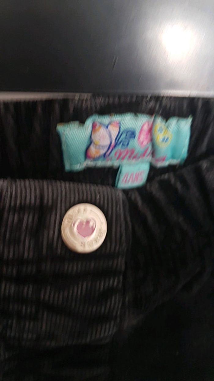 Pantalon noir avec poissons 4 ans - photo numéro 4