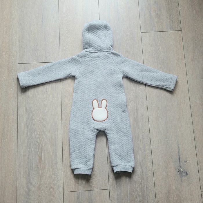 Surpyjama couleur gris et camel. Garçon 6 mois. Marque Orchestra - photo numéro 2