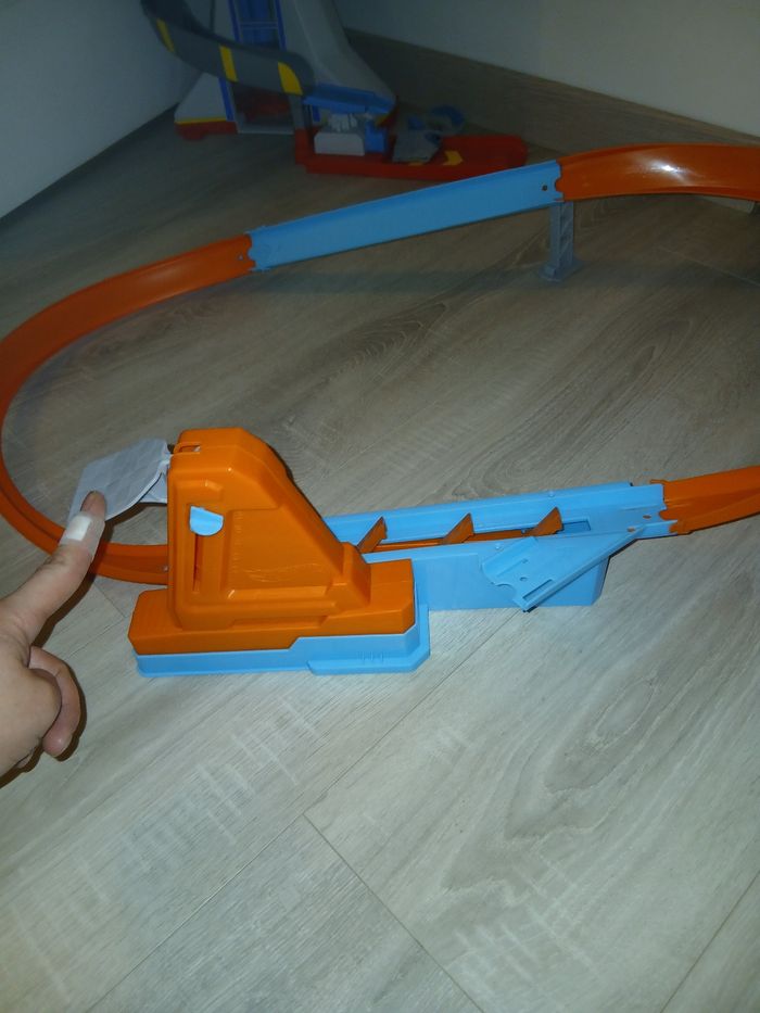 Circuit hotwheels - photo numéro 2