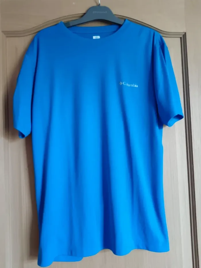 Tee-shirt bleu Columbia