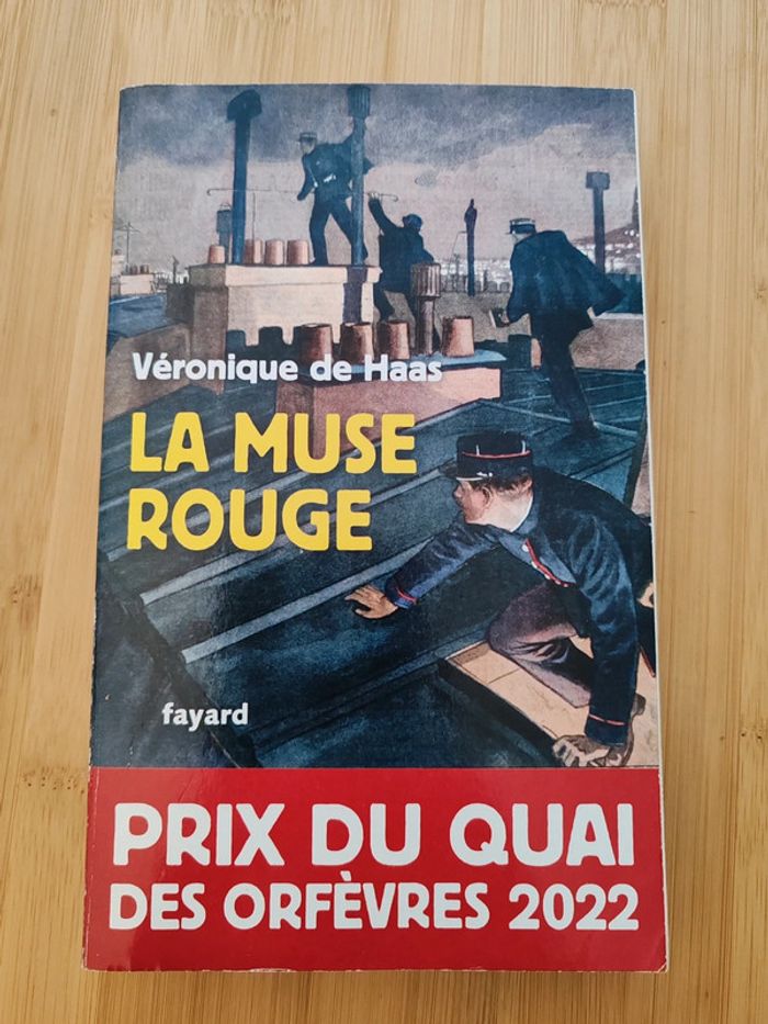 Véronique de Hass 🌸 La muse rouge - photo numéro 1