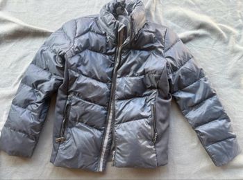 Doudoune légère à capuche veste matelassée mi saison Emperio Armani noir 8 ans