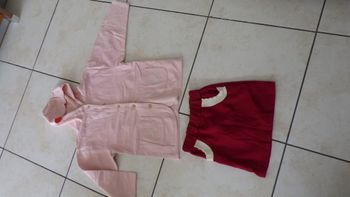 Veste en sweat 12ans 3Suisses + 1 jupe en sweat