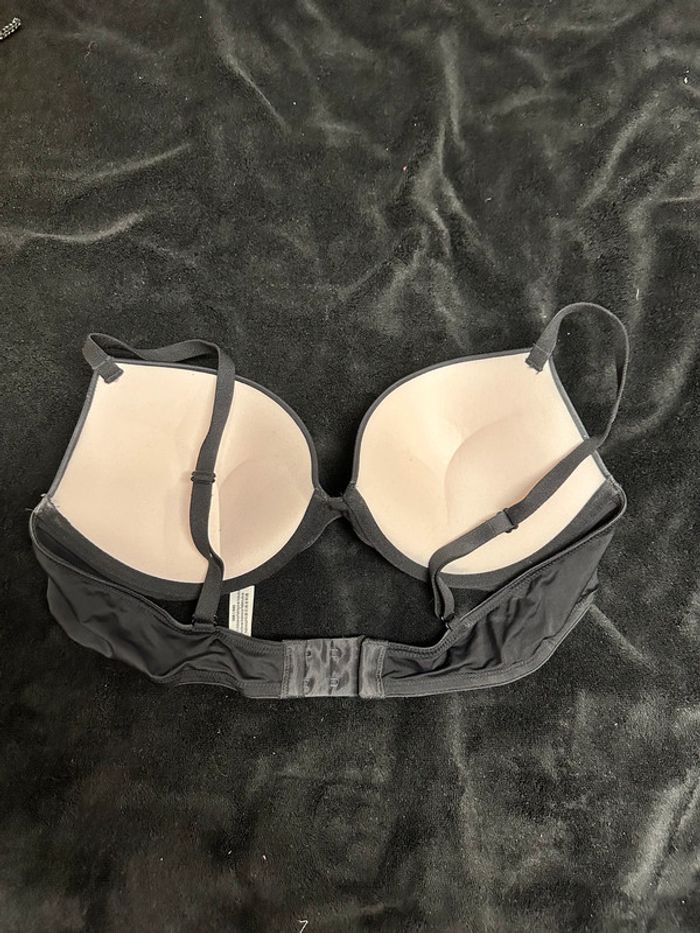 Victoria's Secret - Soutien gorge Pink super push up noir - photo numéro 3