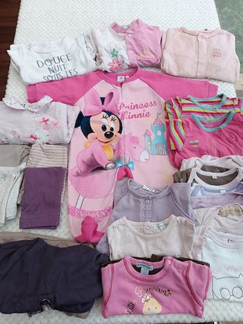 🔸Lot 22 Vêtements Bébé Fille 3 Mois🔸
