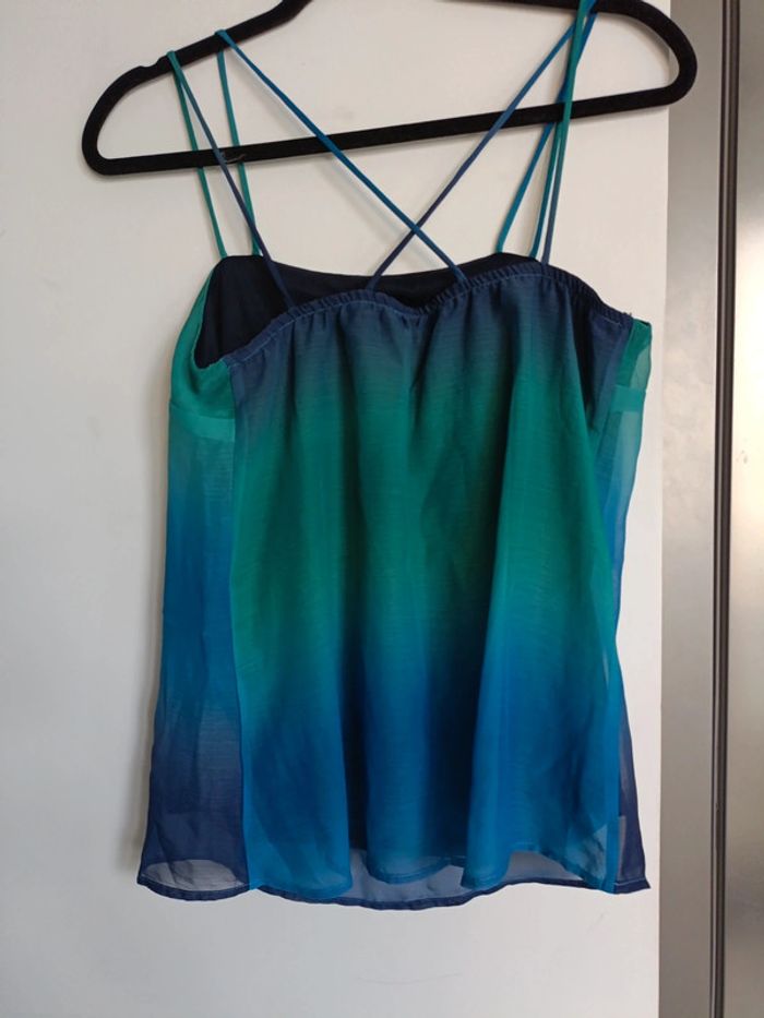 Top fluide Kiabi bretelles croisées Taille 34/36 – Très bon état - photo numéro 3
