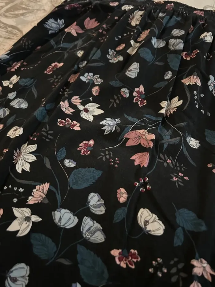 Jupe motifs fleuri - photo numéro 3