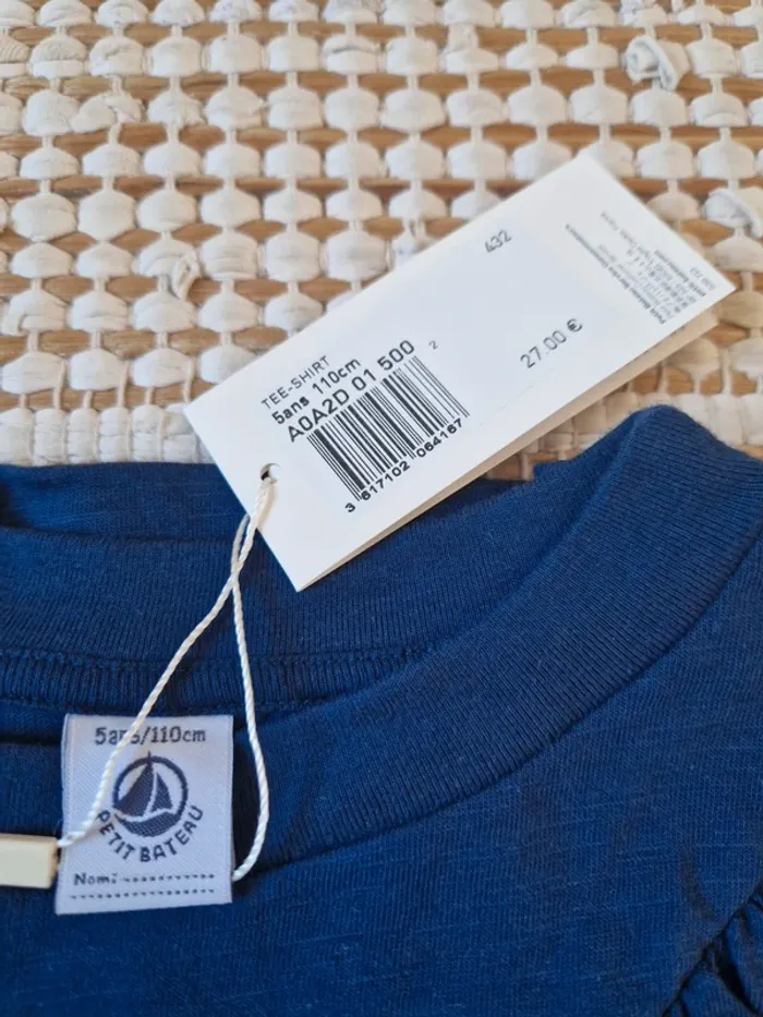 T shirt bleue petit bateau neuf 5 ans - photo numéro 2