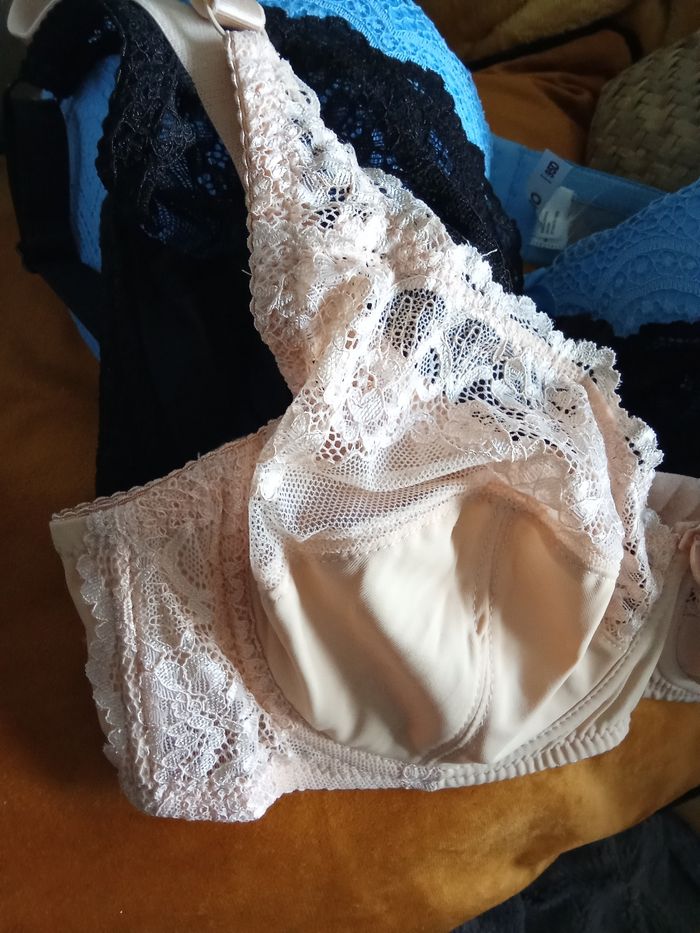 Lot de soutiens gorge - photo numéro 6