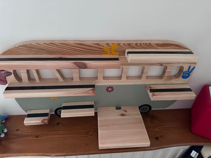 Étagère pour personnages tonies