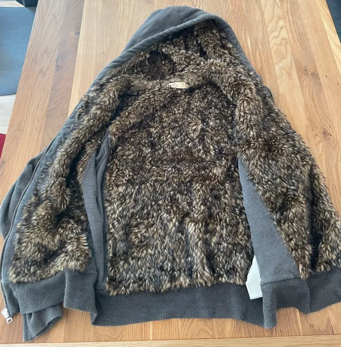 Pull hiver Hollister - photo numéro 3