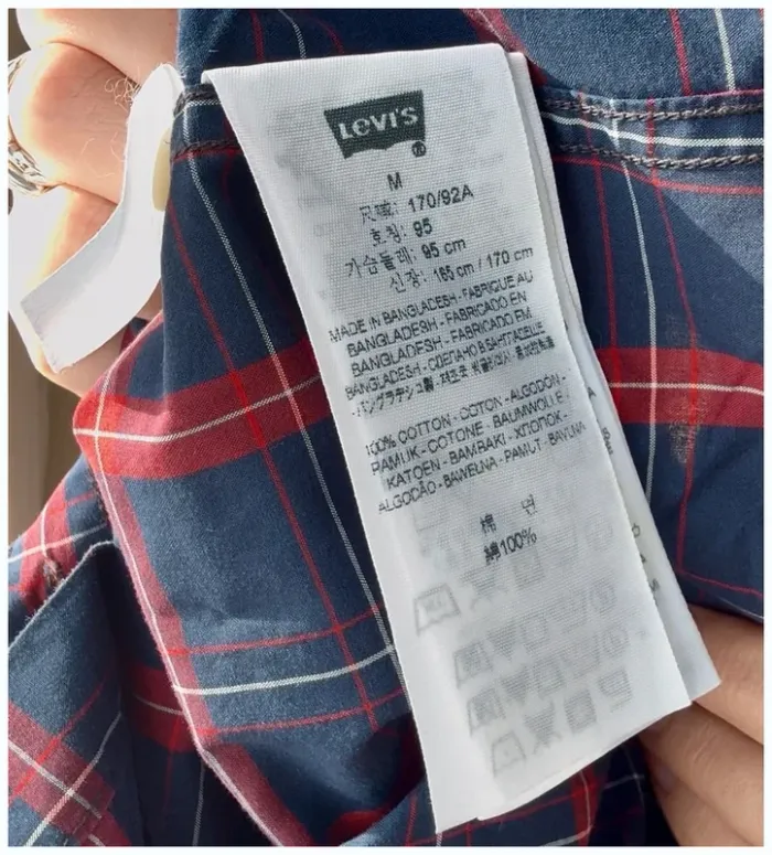 Chemise à carreaux bleu et rouge taille M Levi’s très bon état - photo numéro 6