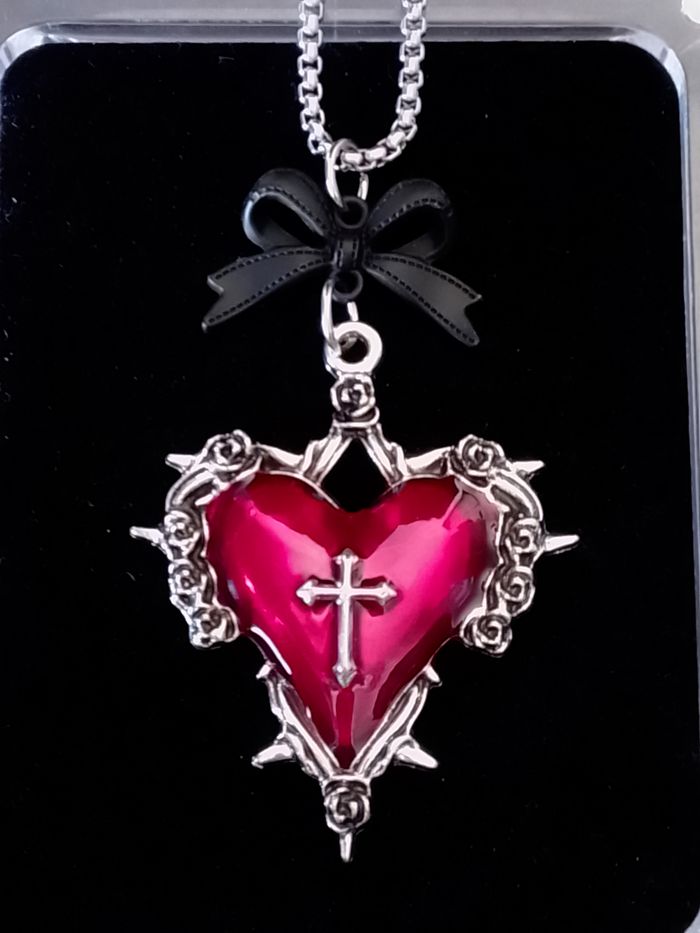 Chaîne + pendentif gothique - photo numéro 4