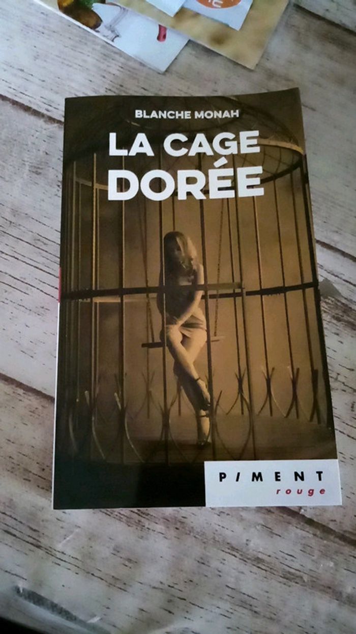 La cage dorée