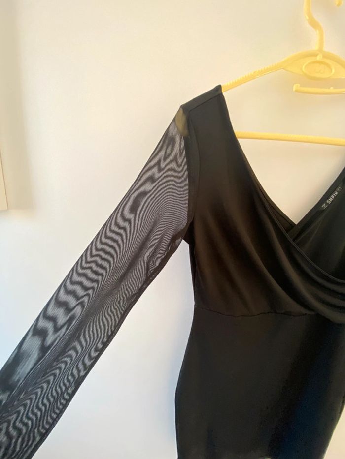 Robe noire - photo numéro 2
