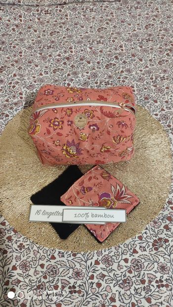16 lingettes lavables et sa trousse de toilette moltonné