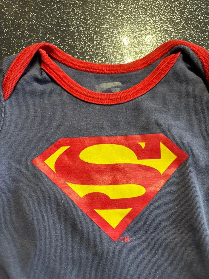 Body superman 9 mois - photo numéro 2