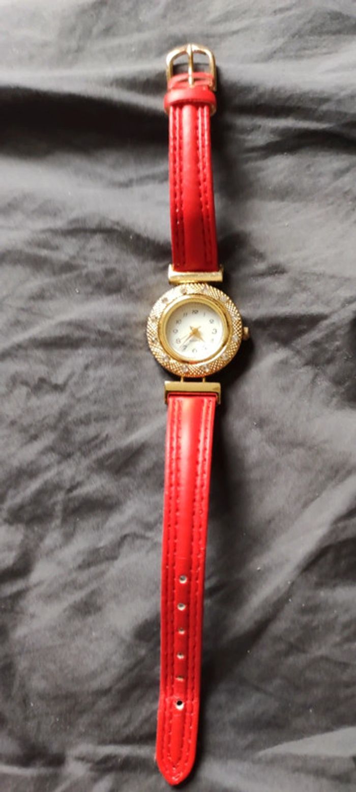 Montre - photo numéro 2