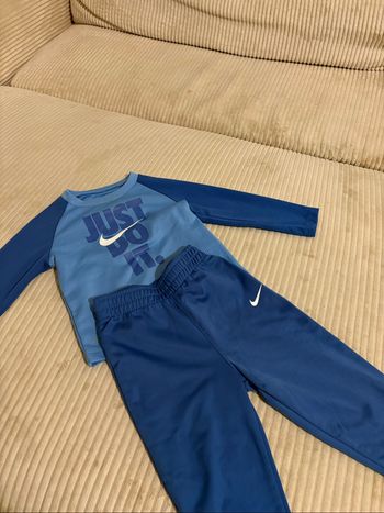 Ensemble nike