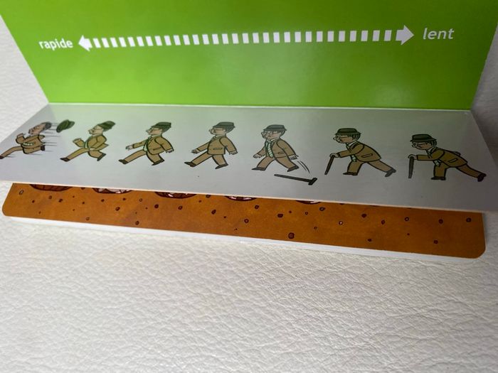 Livre cartonné plus et moins Tomoko Ohmura L'école des loisirs - photo numéro 4