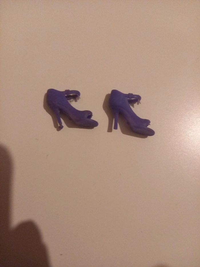 Escarpins violet barbie