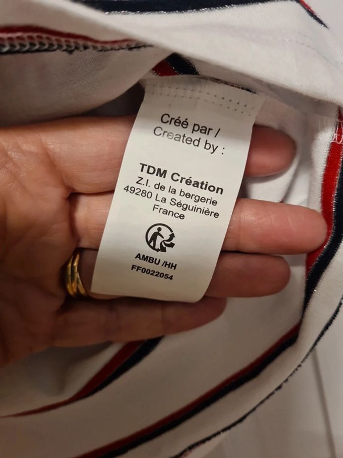 Tee-shirt  taille 3  terre de marins. - photo numéro 8